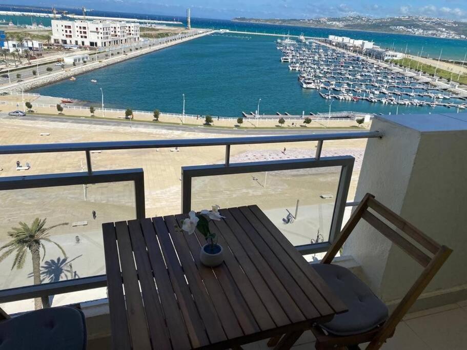 Marina2 View Apartment With Airco Tangeri Esterno foto