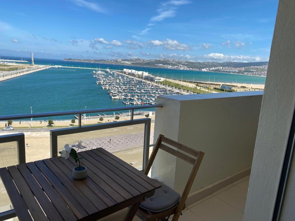Marina2 View Apartment With Airco Tangeri Esterno foto